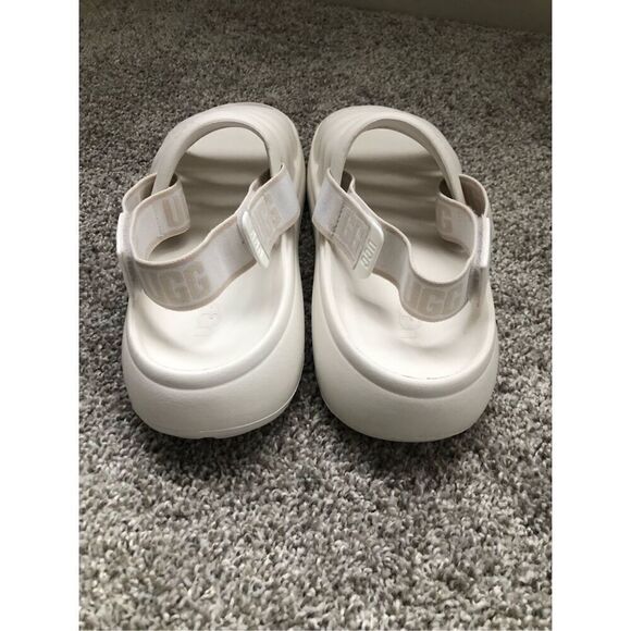 UGG Sport Yeah Women’s size 9 Sandals - Picture 3 of 7